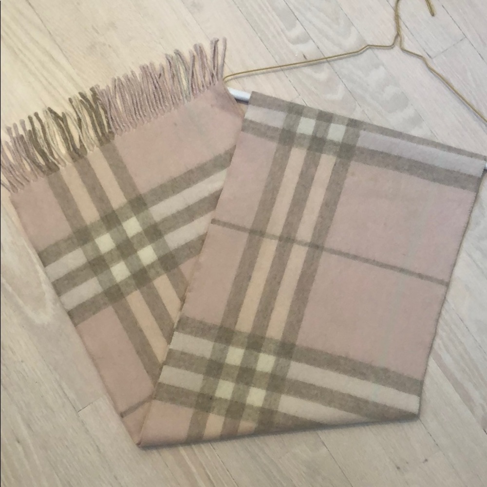 Burberry Nova Check Cashmere Scarf - Picture 1 of 6